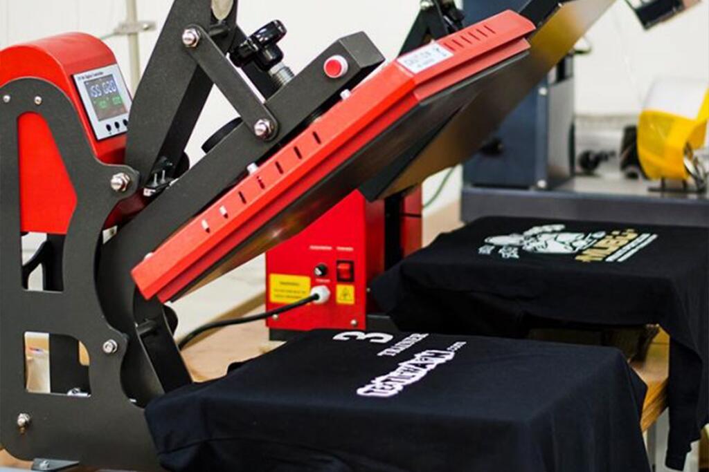 felix@textilwahn.com